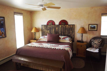 Skyridge Inn Торрі Екстер'єр фото